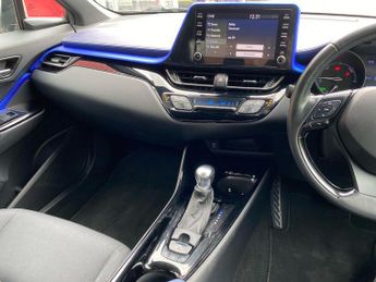 TOYOTA C-HR 1.8 Vvt-H Dynamic Suv 5Dr Petrol Hybrid Cvt Euro 6 (S/S) (122 Ps
