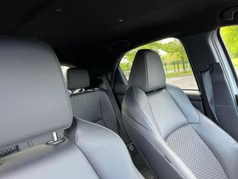 TOYOTA YARIS 1.5 Vvt-H Dynamic Hatchback 5Dr Petrol Hybrid E-Cvt Euro 6 (S/S)