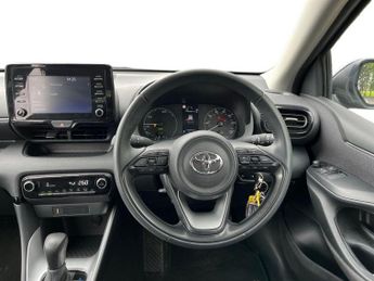 TOYOTA YARIS 1.5 Vvt-H Icon Hatchback 5Dr Petrol Hybrid E-Cvt Euro 6 (S/S) (1
