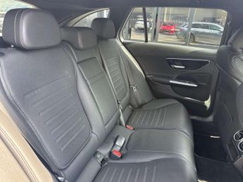 MERCEDES-BENZ C CLASS C200 Amg Line 5Dr 9G-Tronic