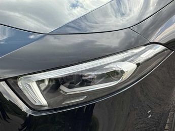 MERCEDES-BENZ A CLASS A180D Amg Line Premium Plus 5Dr Auto