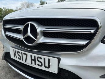 MERCEDES-BENZ E CLASS E220D Amg Line 4Dr 9G-Tronic