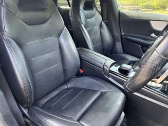 MERCEDES-BENZ CLA Cla 200 Amg Line 4Dr Tip Auto