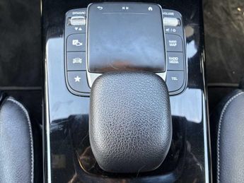MERCEDES-BENZ CLA Cla 200 Amg Line 4Dr Tip Auto