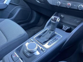 AUDI Q2 35 Tfsi Sport 5Dr S Tronic