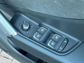 AUDI Q2 35 Tfsi Sport 5Dr S Tronic