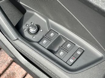 AUDI A3 1.5 Tfsi 35 S Line Sportback 5Dr Petrol S Tronic Euro 6 (S/S) (1