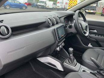 DACIA DUSTER 1.3 Tce 150 Journey 5Dr Edc