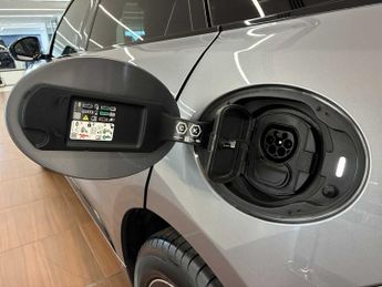 JAGUAR F-PACE 2.0 P400E R-Dynamic Hse Black 90Th Anniv 5Dr Auto