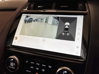 JAGUAR E-PACE 1.5 P300E R-Dynamic Black 5Dr Auto