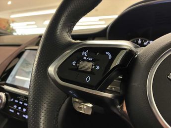 JAGUAR E-PACE 1.5 P300E R-Dynamic Black 5Dr Auto