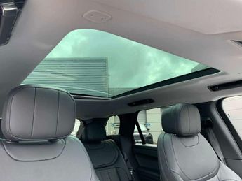 LAND ROVER RANGE ROVER SPORT 3.0 D300 Se 5Dr Auto