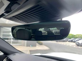 LAND ROVER RANGE ROVER SPORT 3.0 D300 Se 5Dr Auto