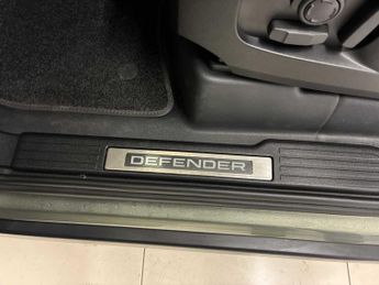 LAND ROVER DEFENDER 3.0 D350 X-Dynamic Hse 90 3Dr Auto