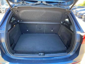 MERCEDES-BENZ B CLASS B200 Amg Line Executive 5Dr Auto