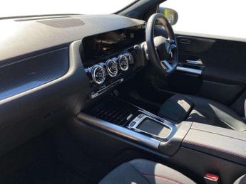 MERCEDES-BENZ B CLASS B200 Amg Line Executive 5Dr Auto