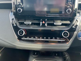 TOYOTA COROLLA 1.8 Vvt-H Icon Touring Sports 5Dr Petrol Hybrid Cvt Euro 6 (S/S)