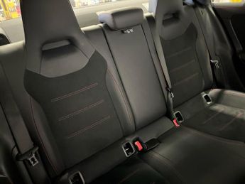 MERCEDES-BENZ CLA 1.3 Cla200H Mhev Amg Line (Executive) Coupe 4Dr Petrol Hybrid 7G