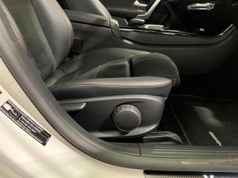 MERCEDES-BENZ CLA 1.3 Cla200H Mhev Amg Line (Executive) Coupe 4Dr Petrol Hybrid 7G