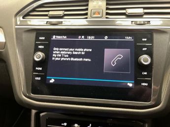 VOLKSWAGEN TIGUAN ALLSPACE 1.5 Tsi Life Suv 5Dr Petrol Dsg Euro 6 (S/S) (150 Ps)