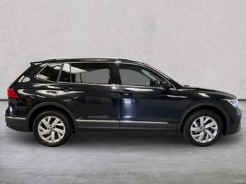 VOLKSWAGEN TIGUAN ALLSPACE 1.5 Tsi Life Suv 5Dr Petrol Dsg Euro 6 (S/S) (150 Ps)