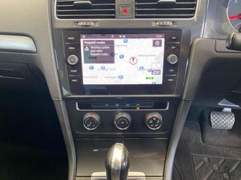 VOLKSWAGEN GOLF 1.0 Tsi 115 Se [Nav] 5Dr Dsg