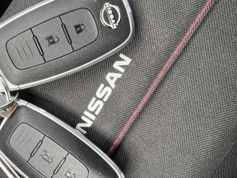 NISSAN JUKE 1.6 Hybrid Premiere Edition 5Dr Auto