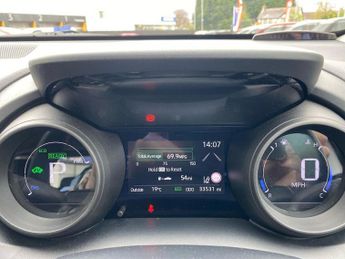 TOYOTA YARIS CROSS 1.5 Vvt-H Icon Suv 5Dr Petrol Hybrid E-Cvt Euro 6 (S/S) (116 Ps)
