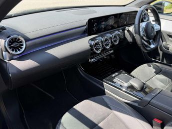 MERCEDES-BENZ A CLASS A200 Amg Line Premium Edition 4Dr Auto