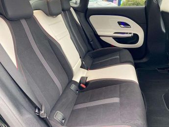 MERCEDES-BENZ CLA Cla 250+ 200Kw Eq Amg Line Prem Ed 85Kwh 4Dr Auto