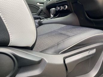 RENAULT CAPTUR 1.6 E-Tech 9.8Kwh Techno Suv 5Dr Petrol Plug-In Hybrid Auto Euro