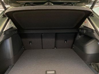 VOLKSWAGEN TIGUAN 1.5 Tsi Ehybrid Match 5Dr Dsg