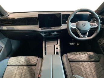 VOLKSWAGEN PASSAT 1.5 Etsi R-Line 5Dr Dsg
