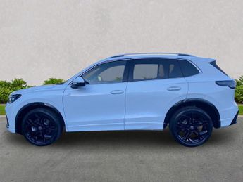 VOLKSWAGEN TIGUAN 2.0 Tdi R-Line 5Dr Dsg