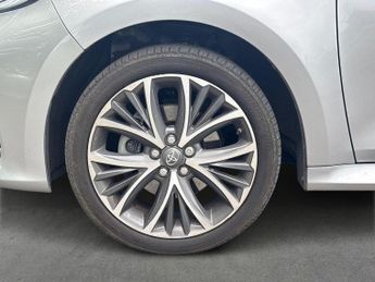 TOYOTA YARIS 1.5 Vvt-H Excel Hatchback 5Dr Petrol Hybrid E-Cvt Euro 6 (S/S) (