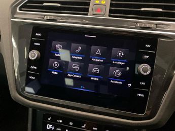 VOLKSWAGEN TIGUAN 1.4 Tsi 13Kwh Elegance Suv 5Dr Petrol Plug-In Hybrid Dsg Euro 6 