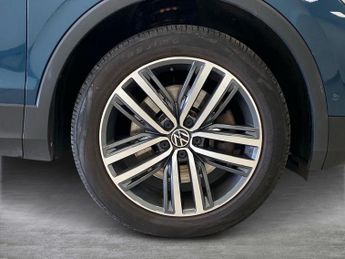 VOLKSWAGEN TIGUAN 1.4 Tsi 13Kwh Elegance Suv 5Dr Petrol Plug-In Hybrid Dsg Euro 6 