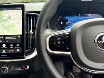 VOLVO XC90 2.0 B5P Plus Dark 5Dr Awd Geartronic