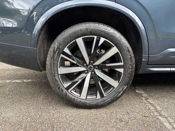 VOLVO XC90 2.0 B5P Plus Dark 5Dr Awd Geartronic