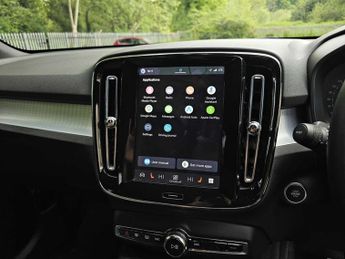 VOLVO XC40 2.0 B3P Core 5Dr Auto