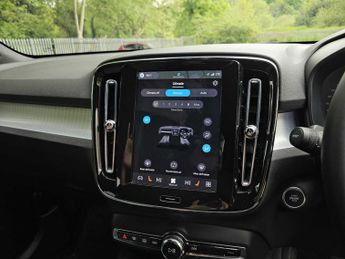 VOLVO XC40 2.0 B3P Core 5Dr Auto