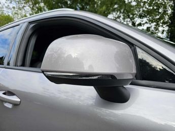 VOLVO XC40 2.0 B3P Core 5Dr Auto