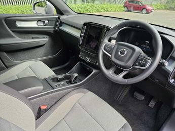 VOLVO XC40 2.0 B3P Core 5Dr Auto