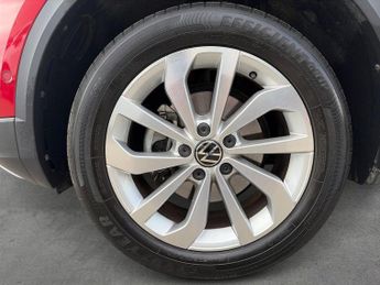 VOLKSWAGEN T-ROC T-Roc 1.5 Tsi Style 5Dr Dsg Hatchback