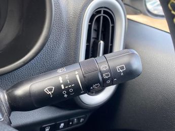 KIA PICANTO 1.0 X-Line S 5Dr Auto