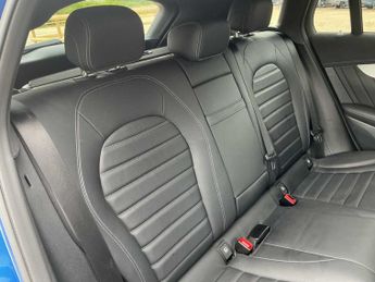 MERCEDES-BENZ EQC Eqc 400 300Kw Amg Line Edition 80Kwh 5Dr Auto