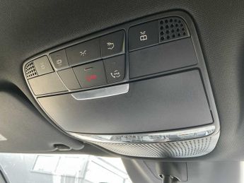 MERCEDES-BENZ EQC Eqc 400 300Kw Amg Line Edition 80Kwh 5Dr Auto