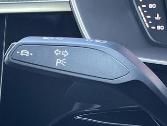 AUDI Q3 35 Tfsi S Line 5Dr S Tronic [Leather]