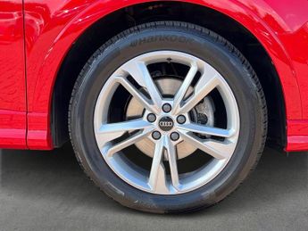 AUDI Q3 35 Tfsi S Line 5Dr S Tronic [Leather]