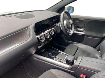 MERCEDES-BENZ GLA Gla 200 Amg Line Premium 5Dr Auto